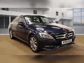 Used Mercedes-Benz C Class 2015 for sale - 77643175: Photo