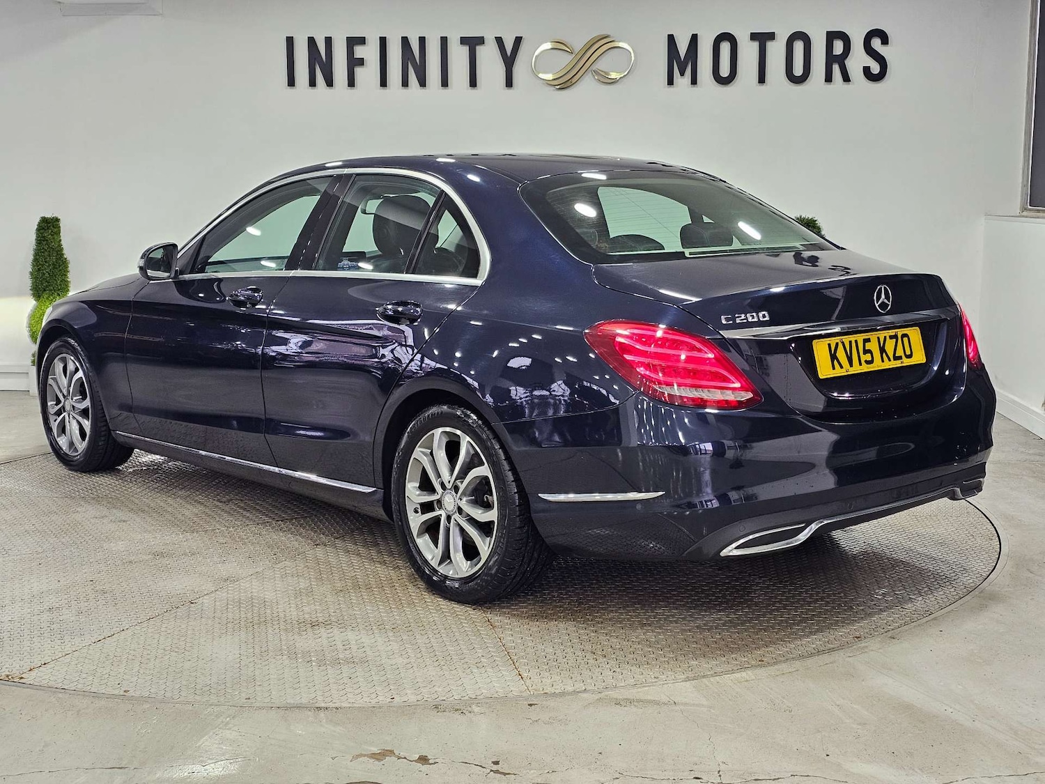 Used Mercedes-Benz C Class 2015 for sale - 77643175: Photo 31