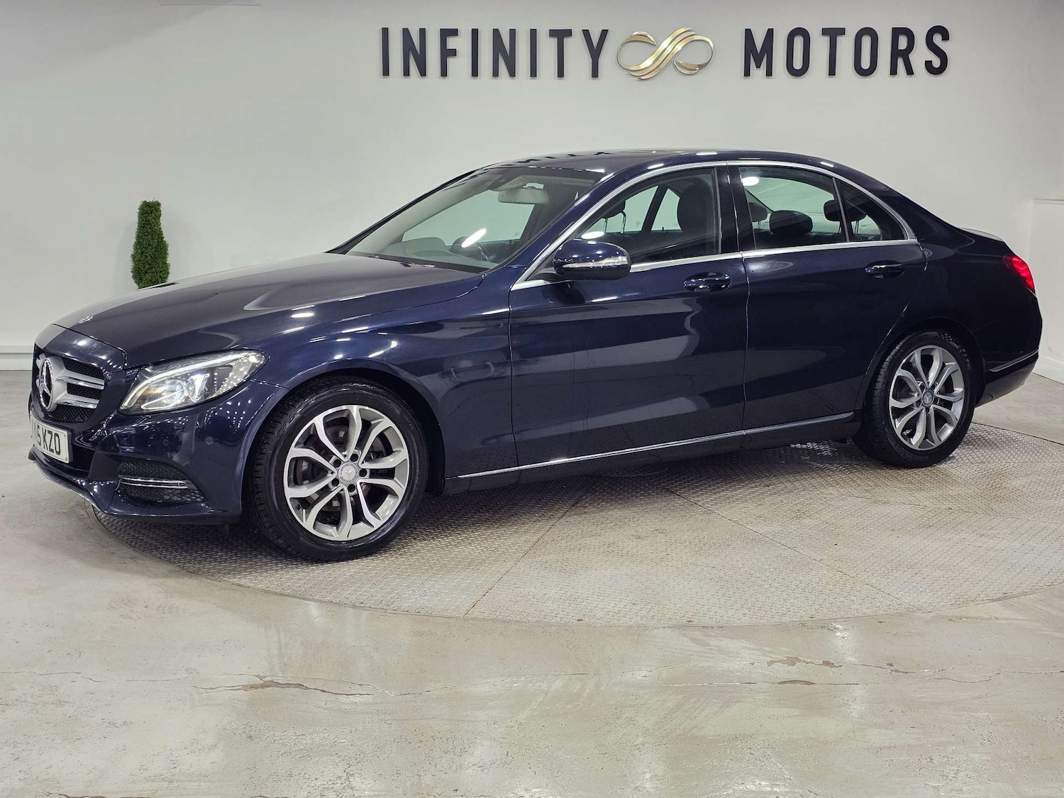 Used Mercedes-Benz C Class 2015 for sale - 77643175: Photo 38