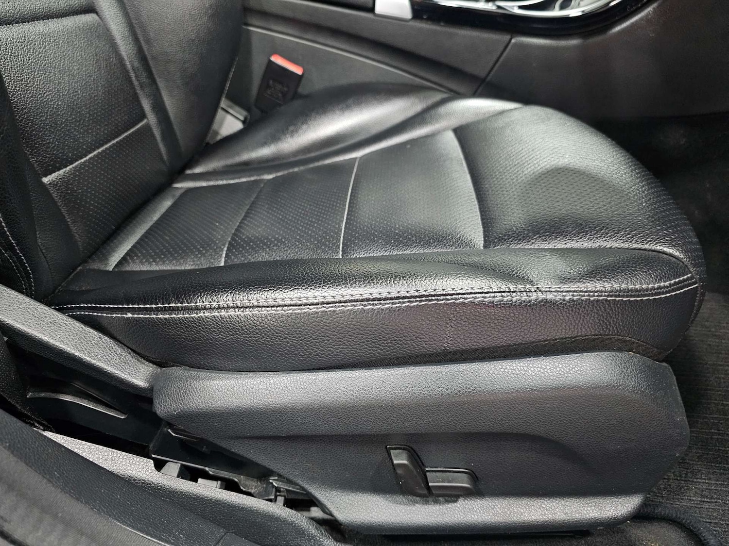 Used Mercedes-Benz C Class 2015 for sale - 77643175: Photo 48