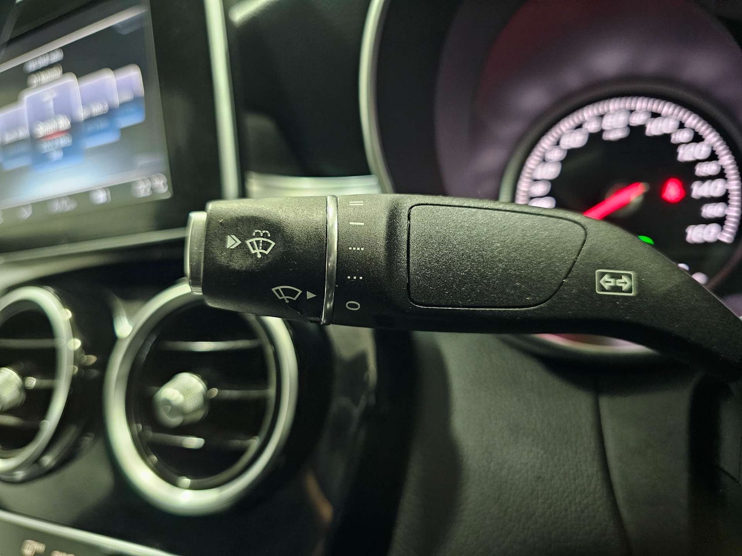 Used Mercedes-Benz C Class 2015 for sale - 77643175: Photo 56