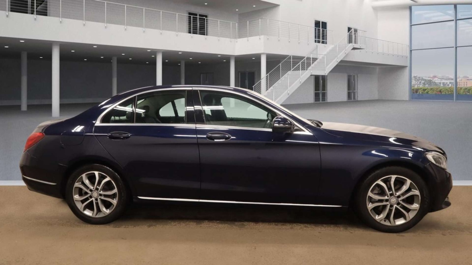 Used Mercedes-Benz C Class 2015 for sale - 77643175: Photo 7