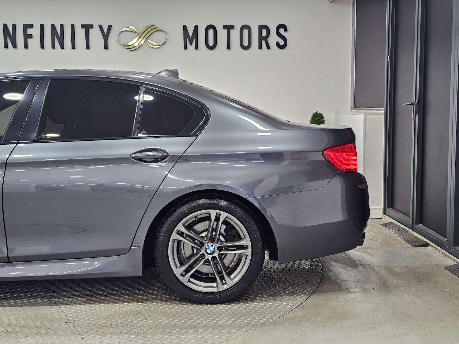 Used BMW 5 Series 2015 for sale - 76972360: Photo 21