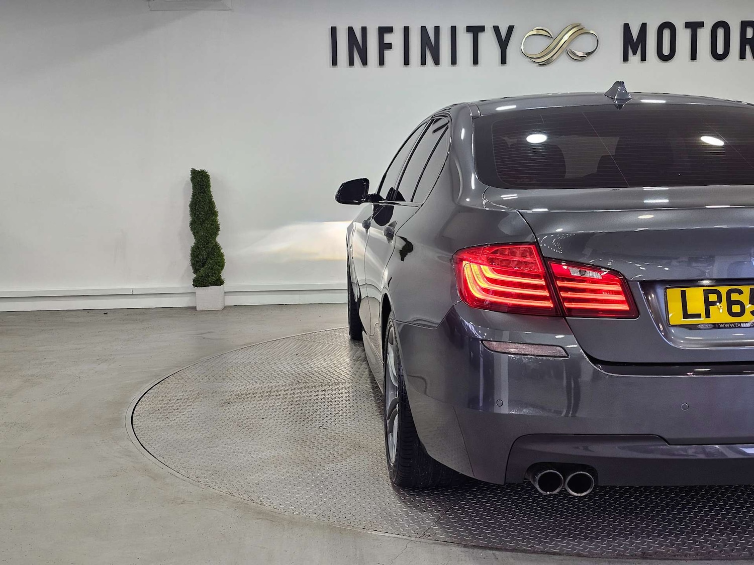 Used BMW 5 Series 2015 for sale - 76972360: Photo 31