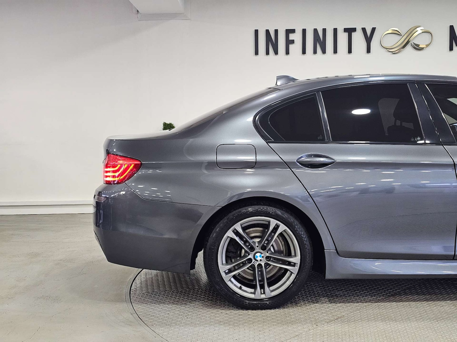 Used BMW 5 Series 2015 for sale - 76972360: Photo 37