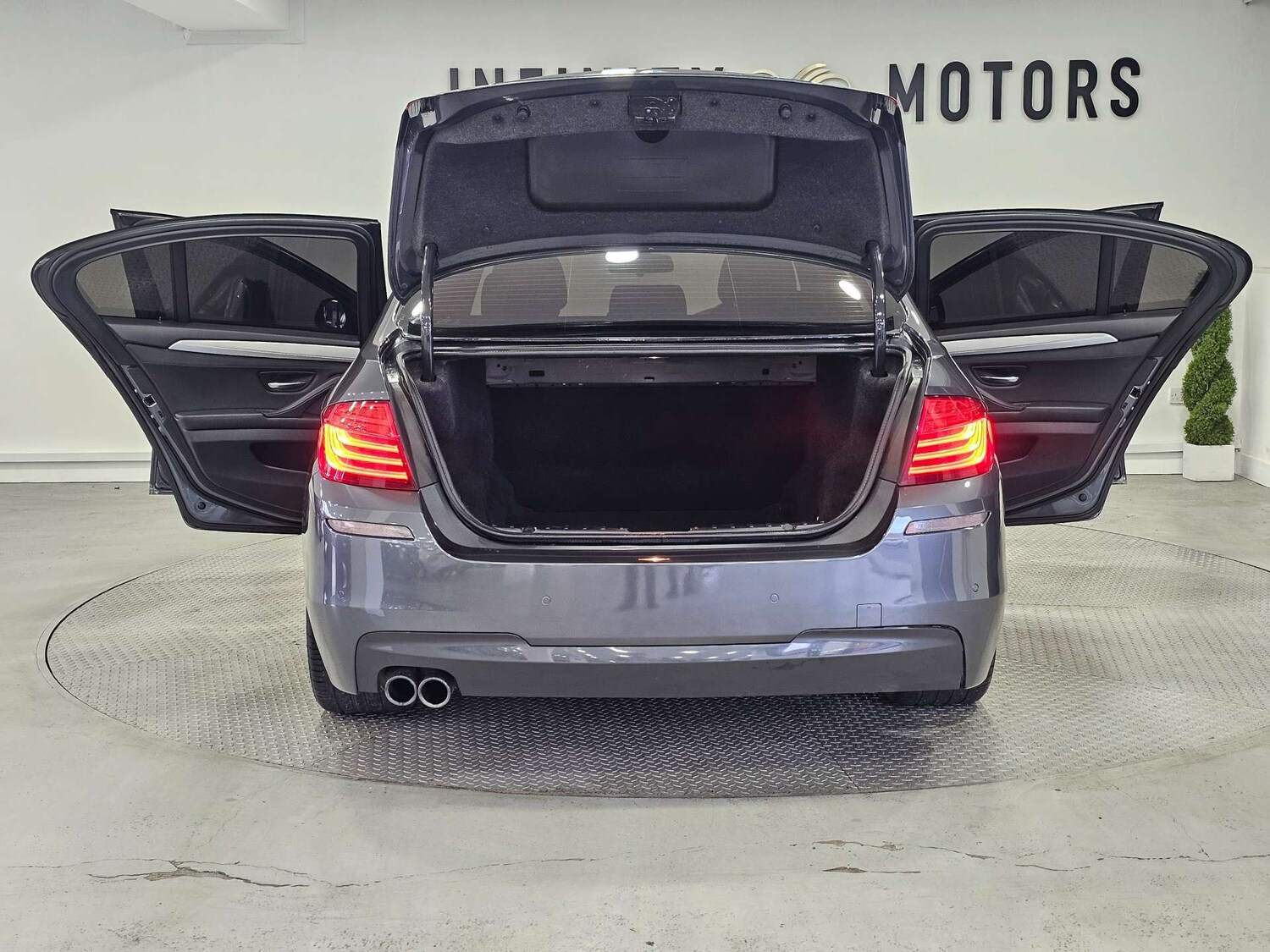 Used BMW 5 Series 2015 for sale - 76972360: Photo 48