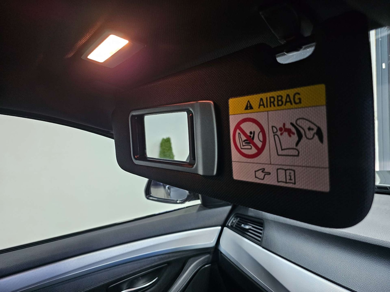 Used BMW 5 Series 2015 for sale - 76972360: Photo 74