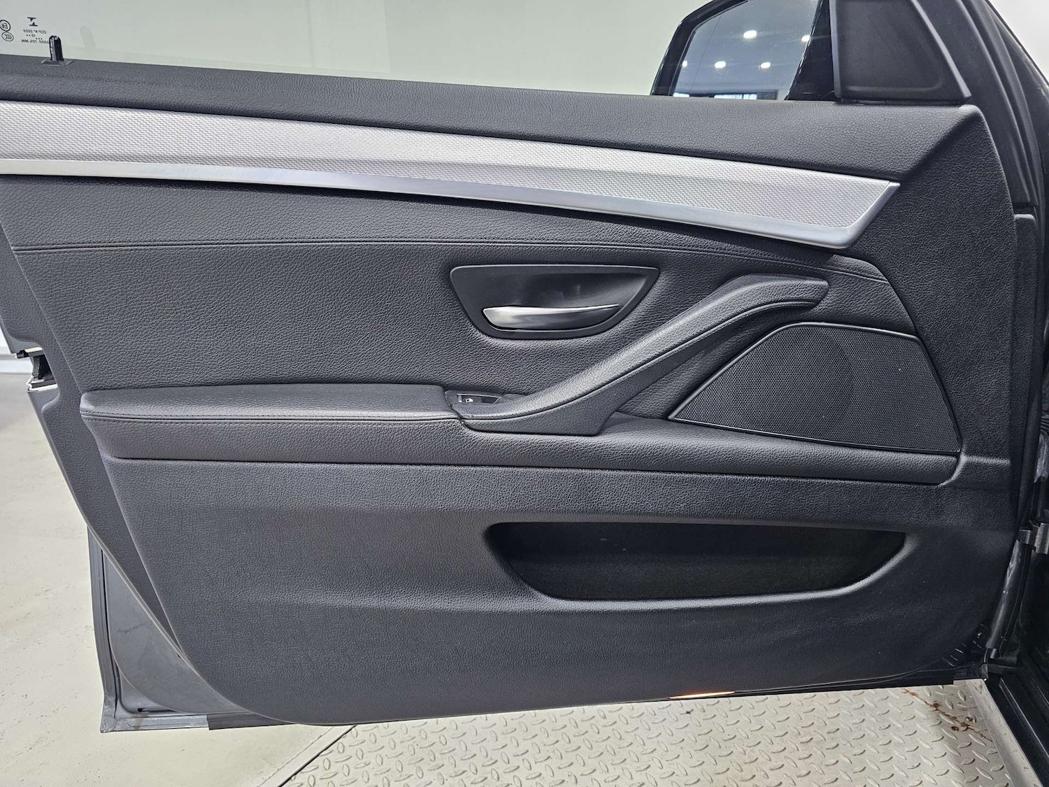 Used BMW 5 Series 2015 for sale - 76972360: Photo 87