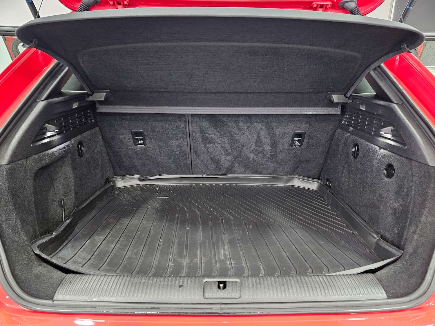 Used Audi A3 2014 for sale - 77547639: Photo 50