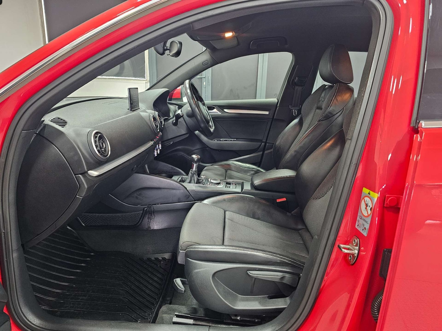 Used Audi A3 2014 for sale - 77547639: Photo 87