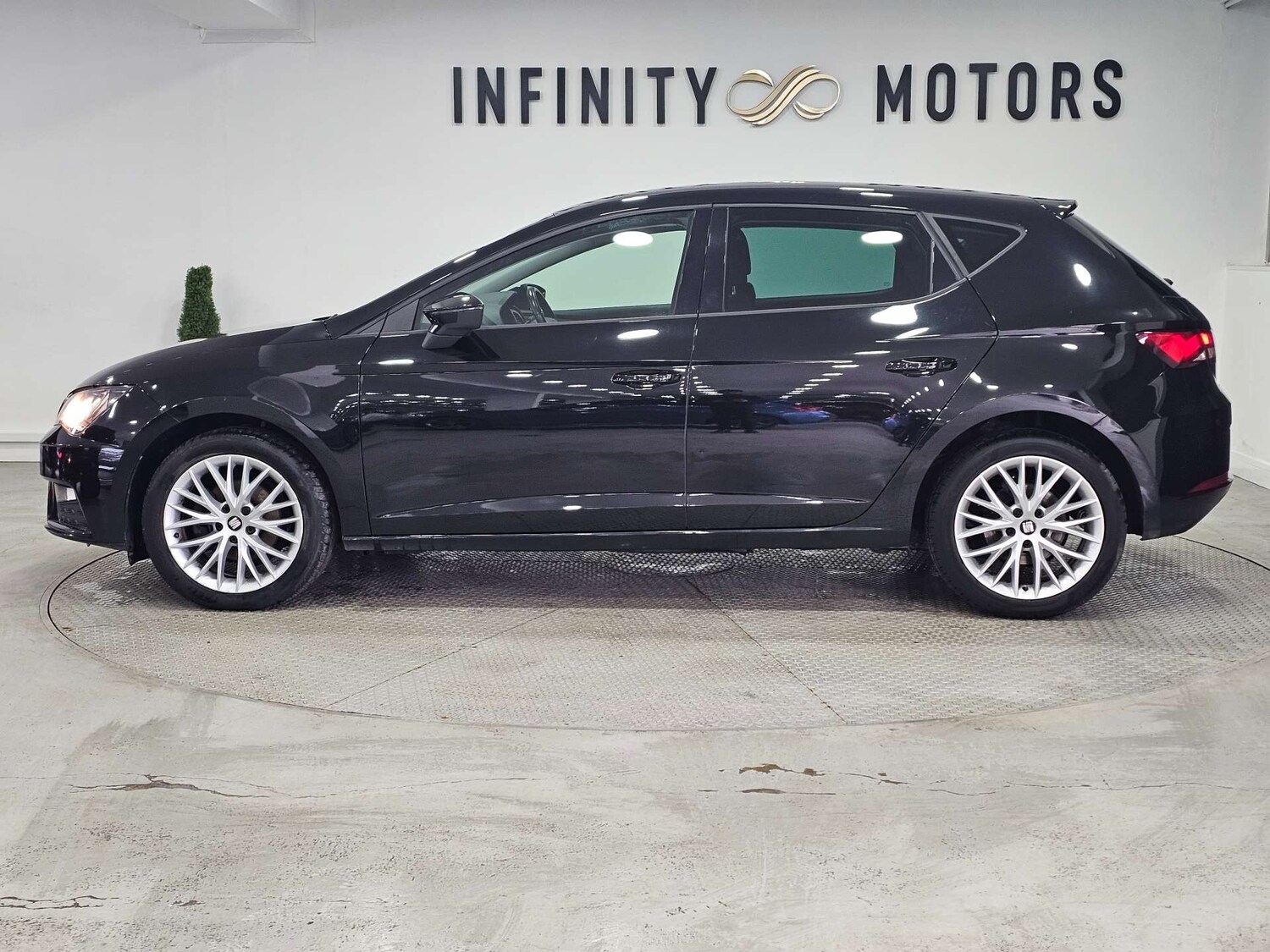 Used SEAT Leon 2019 for sale - 77288594: Photo 21