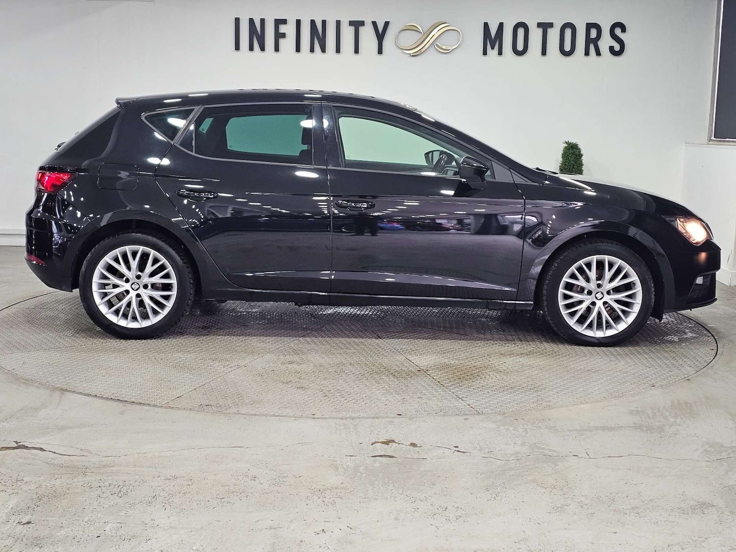 Used SEAT Leon 2019 for sale - 77288594: Photo 36