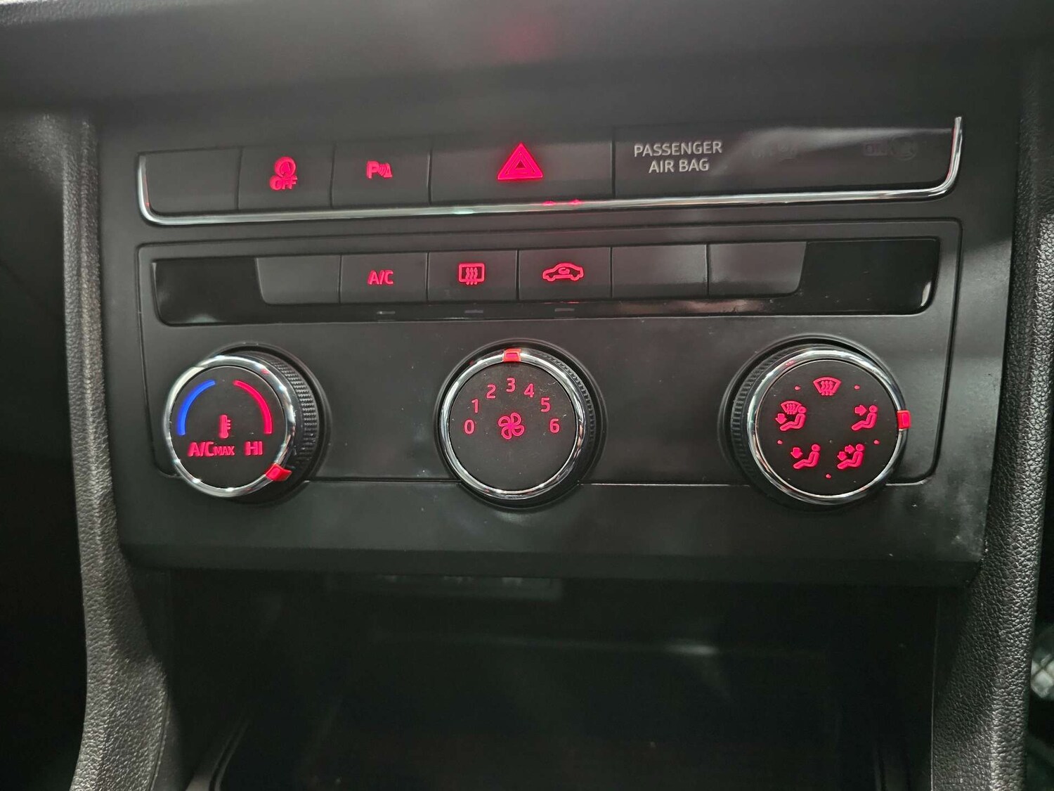 Used SEAT Leon 2019 for sale - 77288594: Photo 69