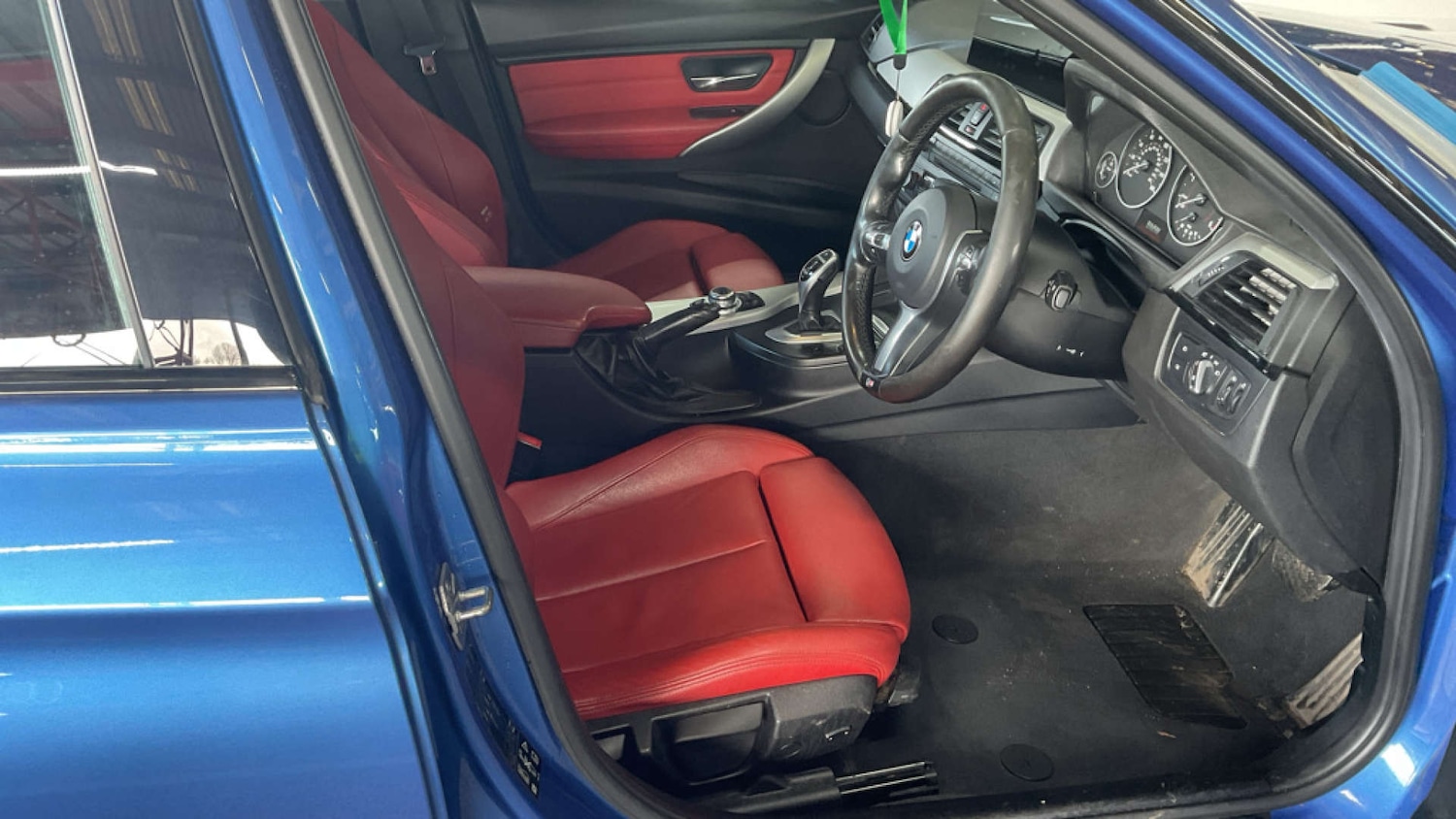 Used BMW 3 Series 2015 for sale - 77917754: Photo 11