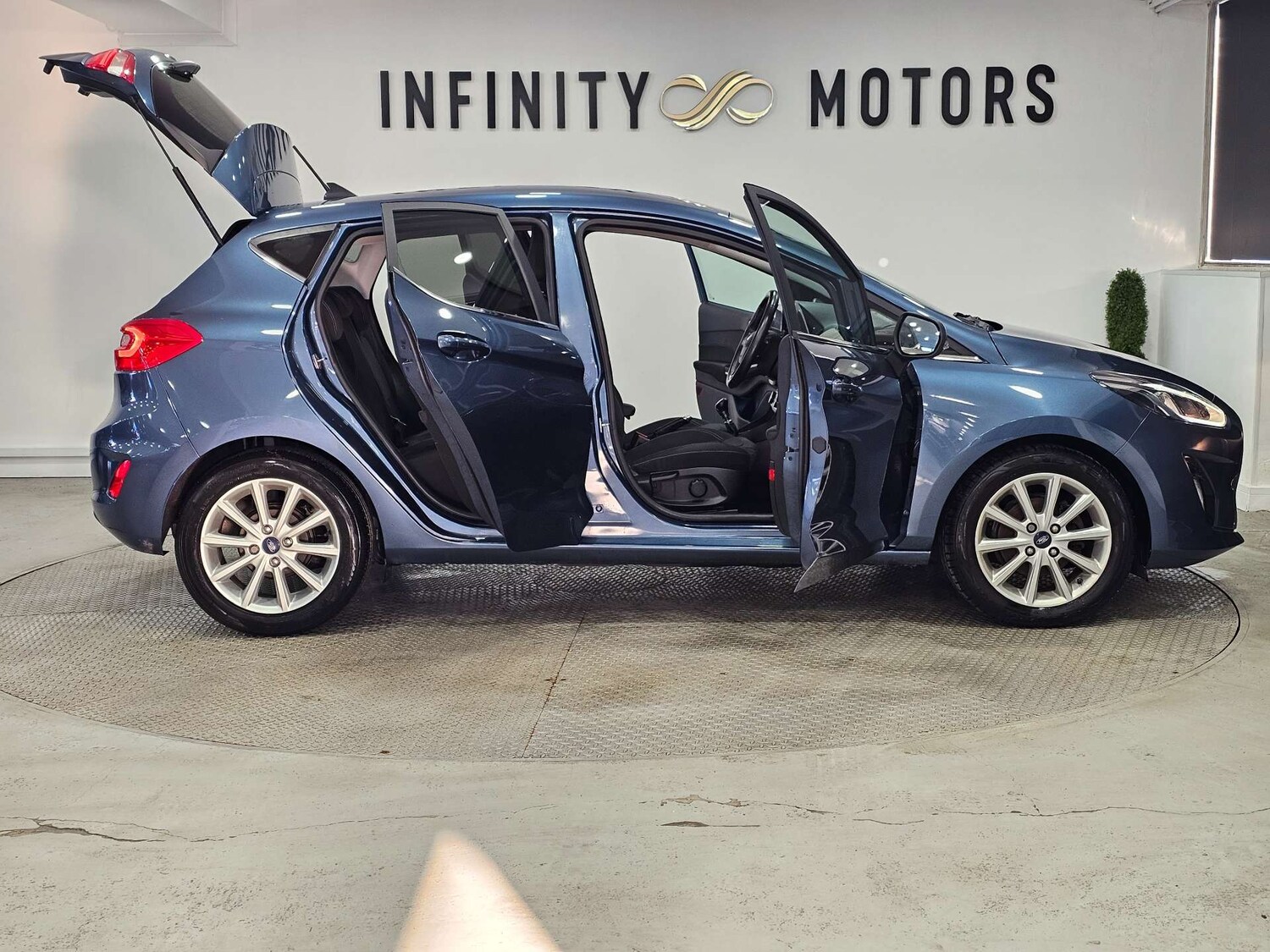 Used Ford Fiesta 2018 for sale - 77096049: Photo 42