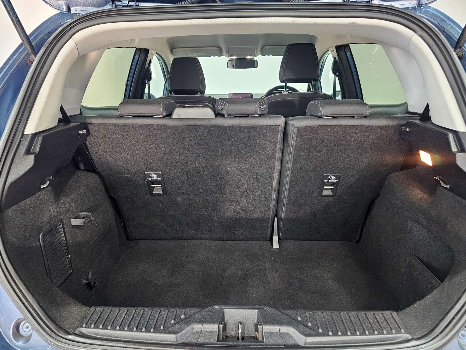 Used Ford Fiesta 2018 for sale - 77096049: Photo 50