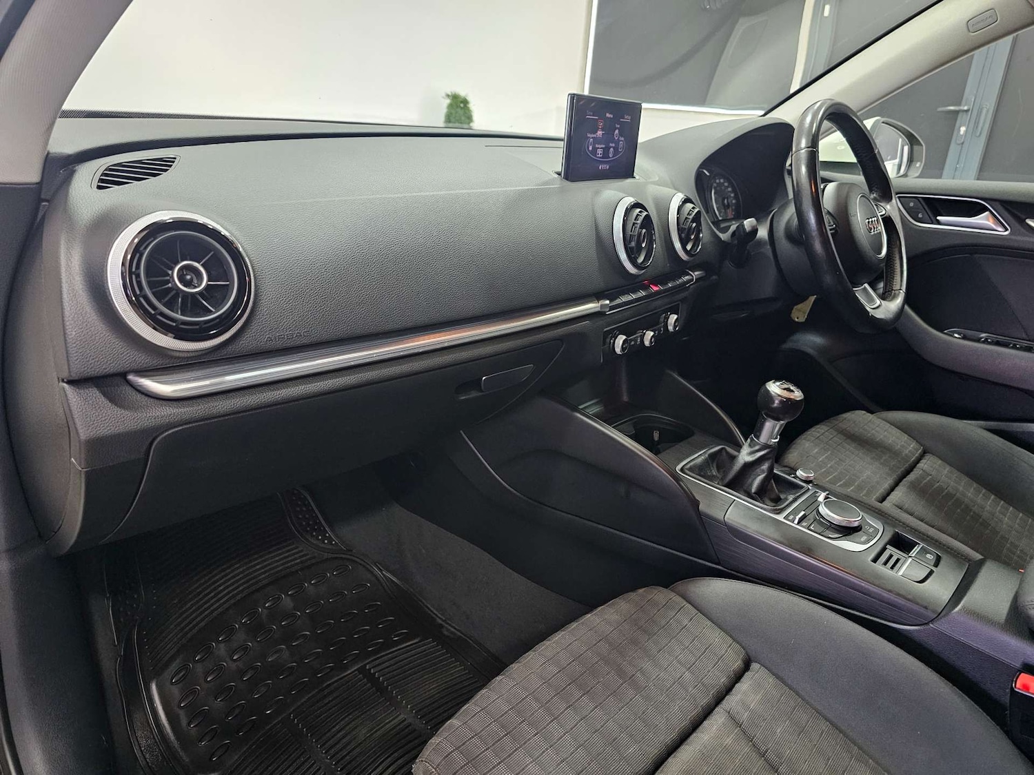 Used Audi A3 2014 for sale - 77963179: Photo 15