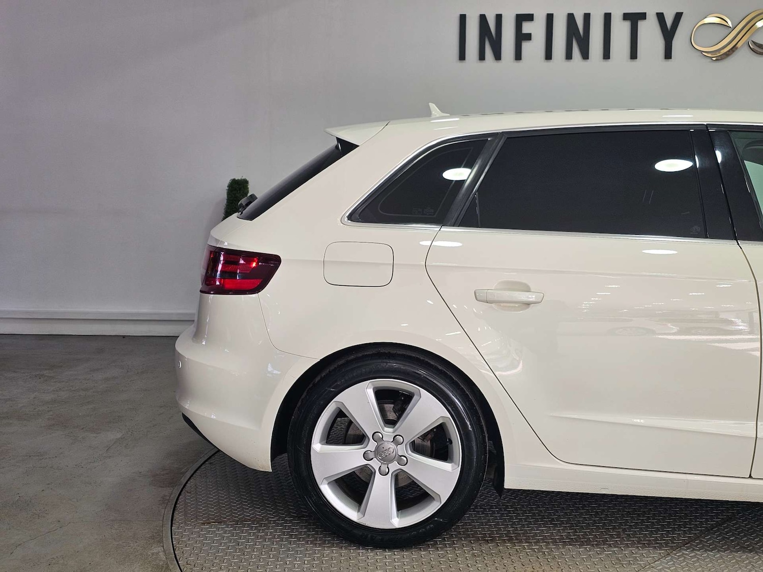 Used Audi A3 2014 for sale - 77963179: Photo 21