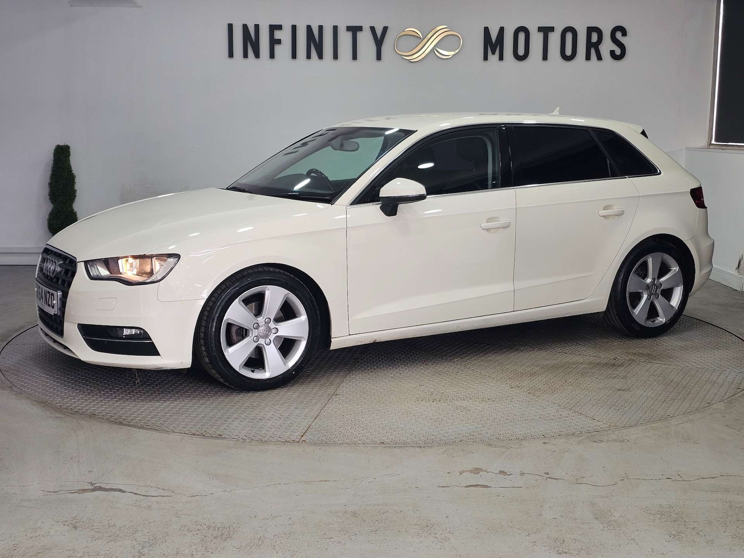 Used Audi A3 2014 for sale - 77963179: Photo 40