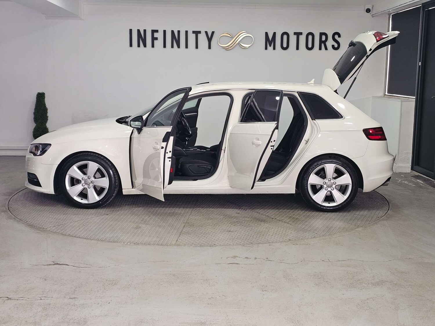 Used Audi A3 2014 for sale - 77963179: Photo 49