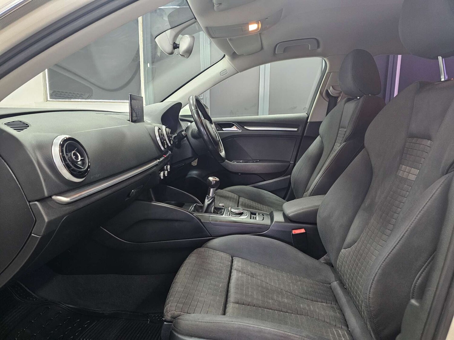 Used Audi A3 2014 for sale - 77963179: Photo 86