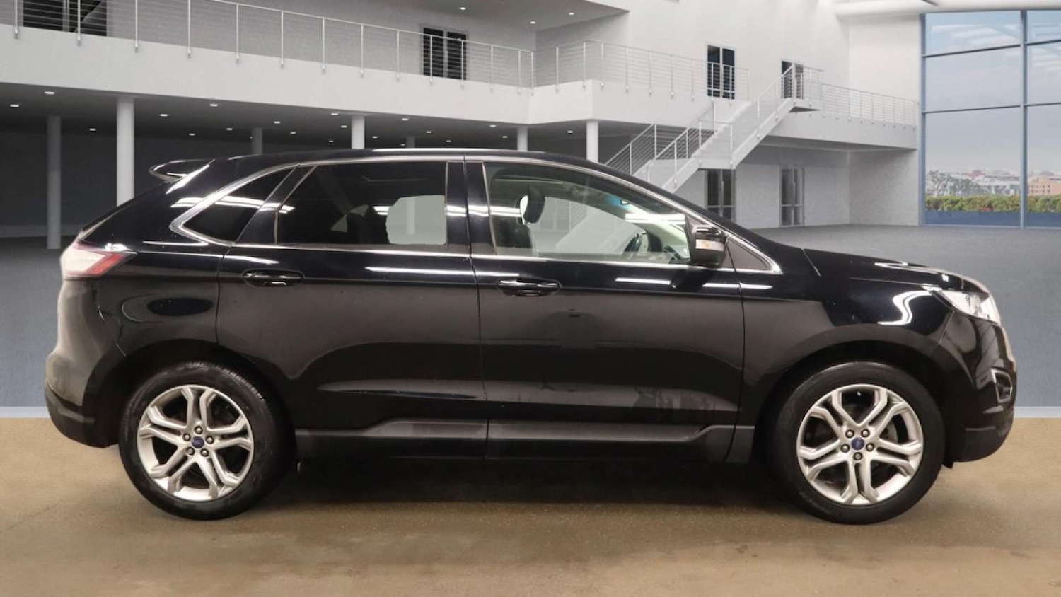 Used Ford Edge 2017 for sale - 76972334: Photo 6