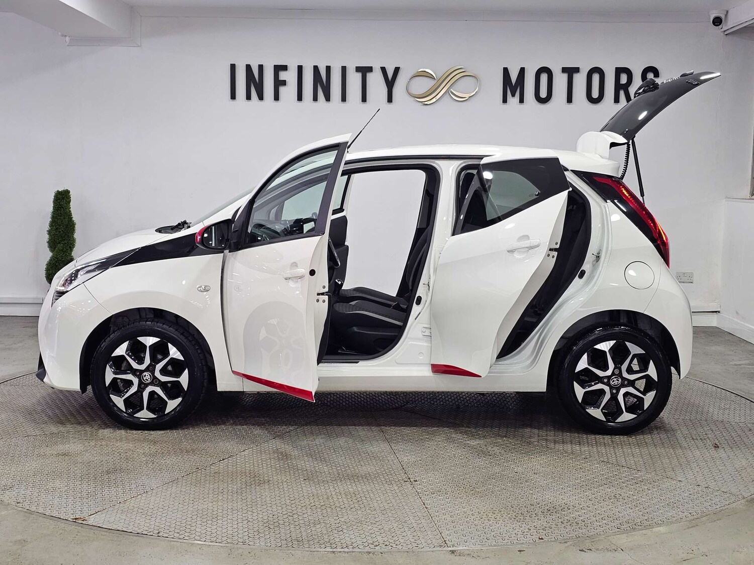 Used Toyota AYGO 2020 for sale - 77720509: Photo 37