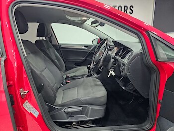 Used Volkswagen Golf 2015 for sale - 78467731: Photo