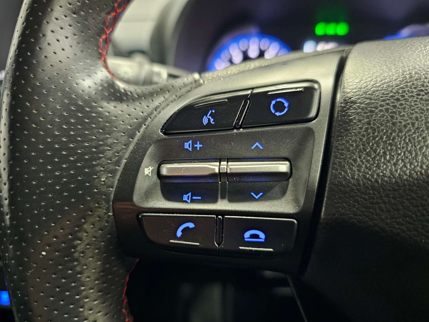 Used Hyundai KONA 2018 for sale - 77523295: Photo 60