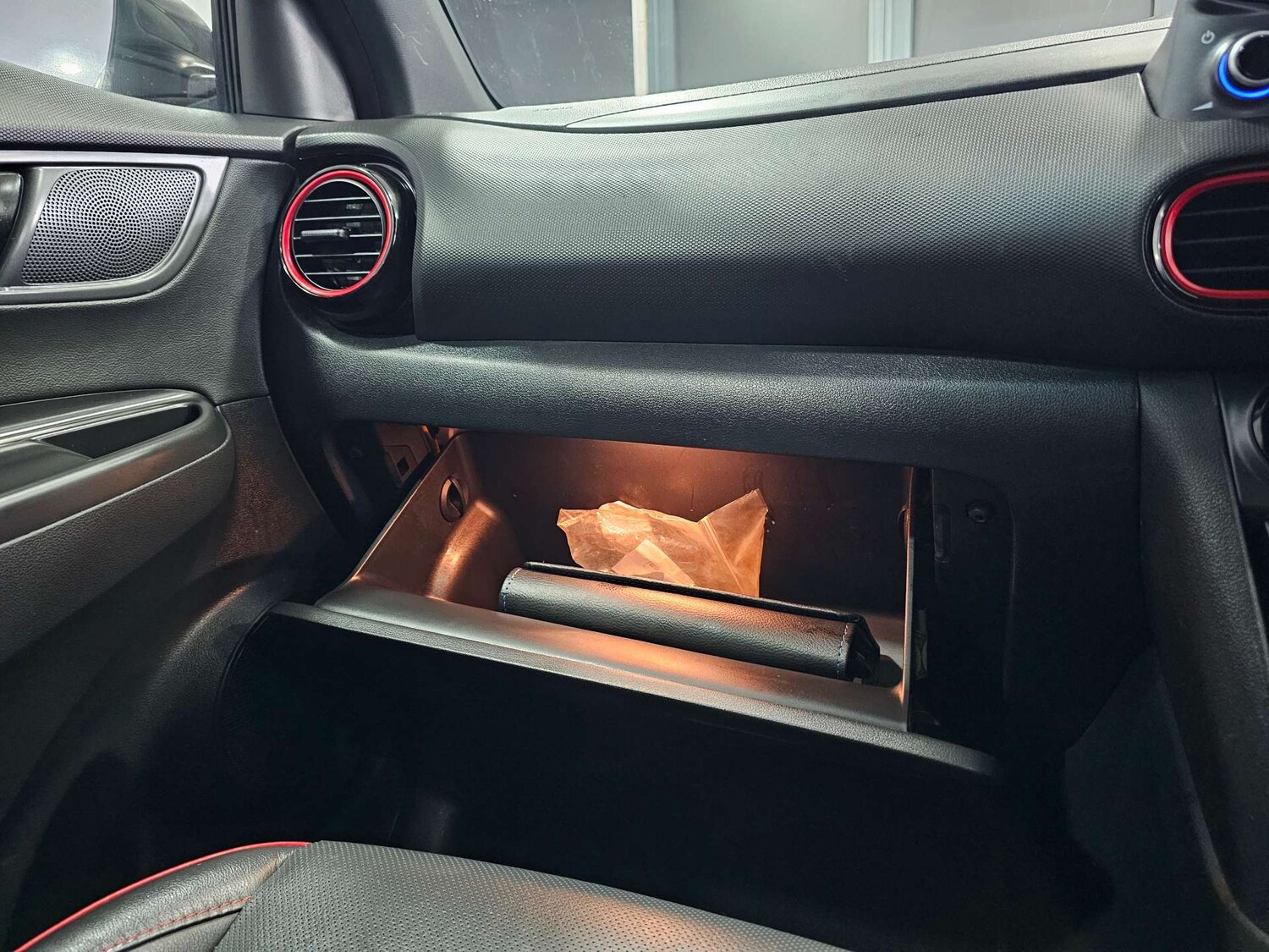 Used Hyundai KONA 2018 for sale - 77523295: Photo 76