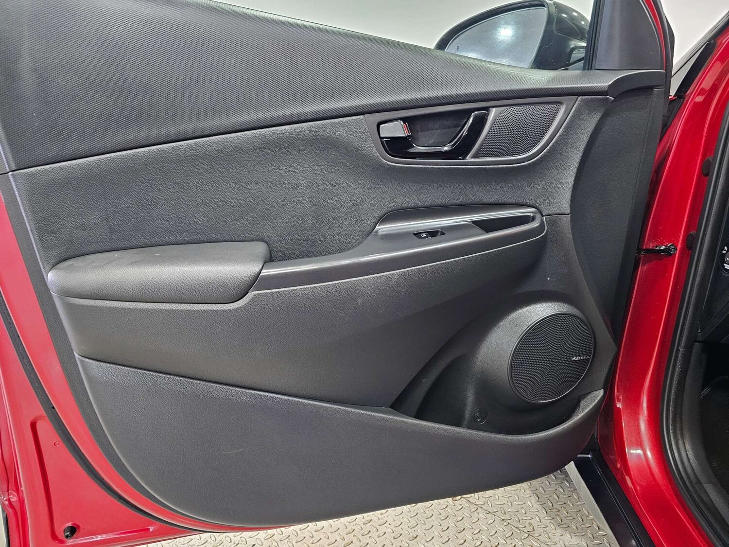 Used Hyundai KONA 2018 for sale - 77523295: Photo 86