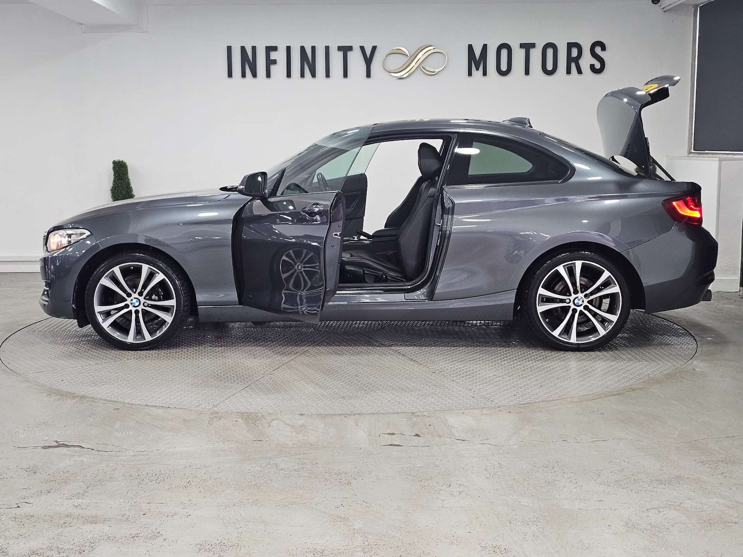 Used BMW 2 Series 2016 for sale - 76972454: Photo 46