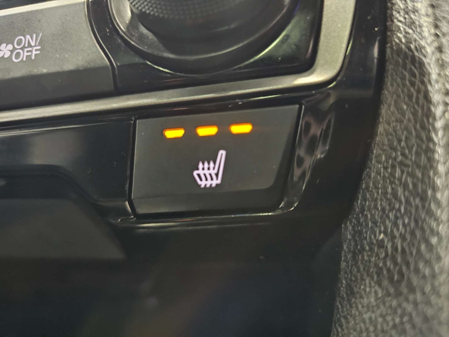 Used Honda Civic 2017 for sale - 76972393: Photo 10