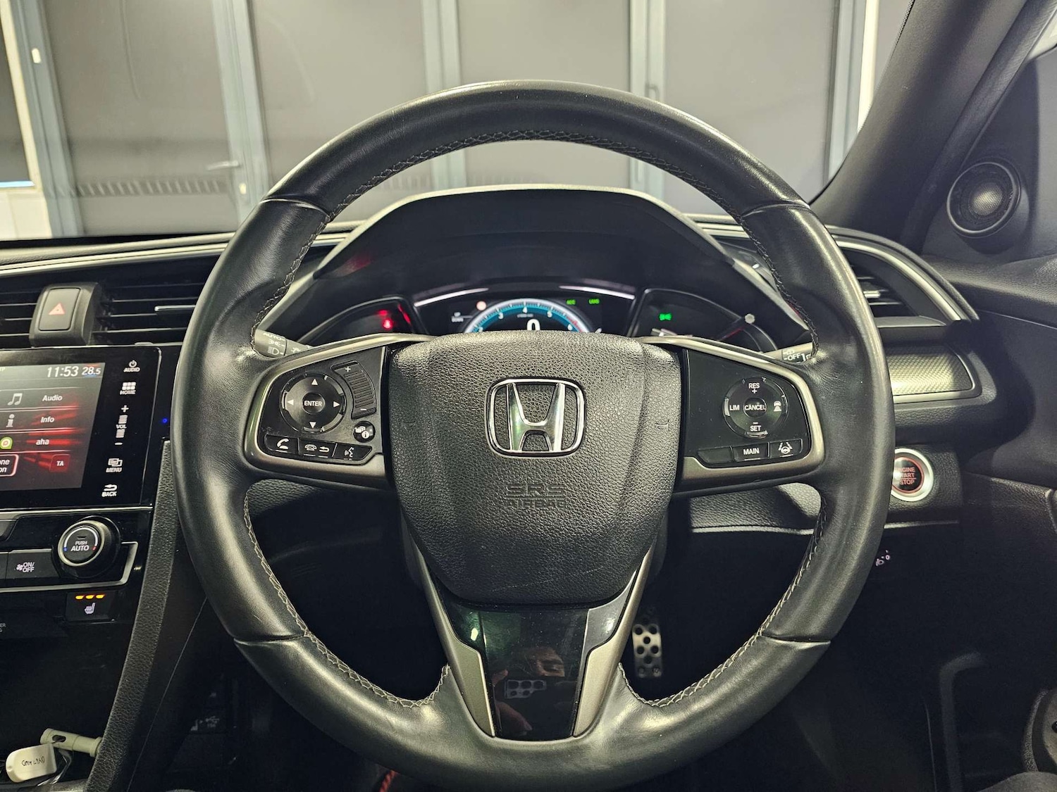 Used Honda Civic 2017 for sale - 76972393: Photo 15