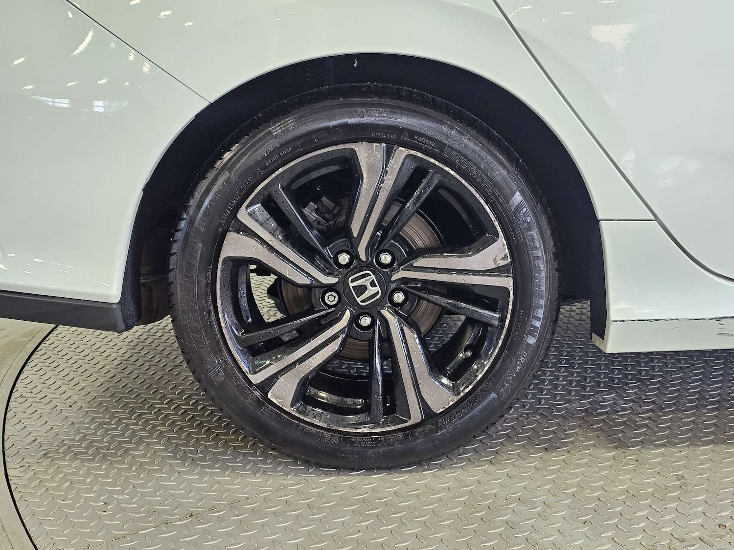 Used Honda Civic 2017 for sale - 76972393: Photo 37