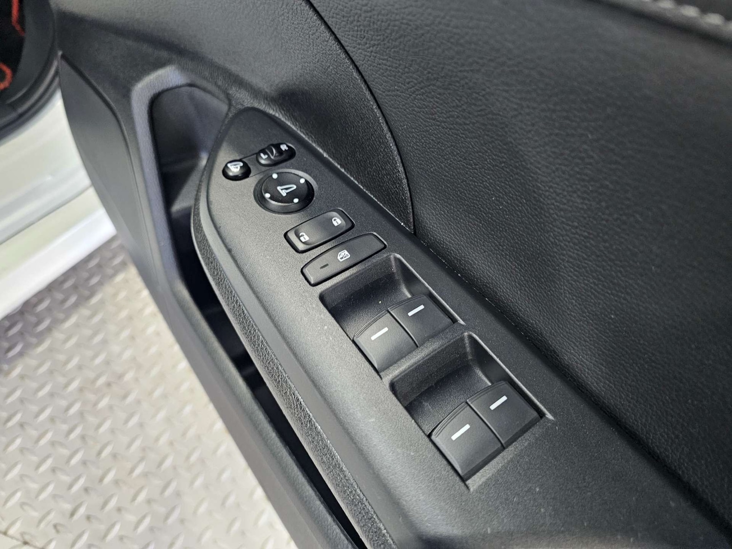 Used Honda Civic 2017 for sale - 76972393: Photo 53