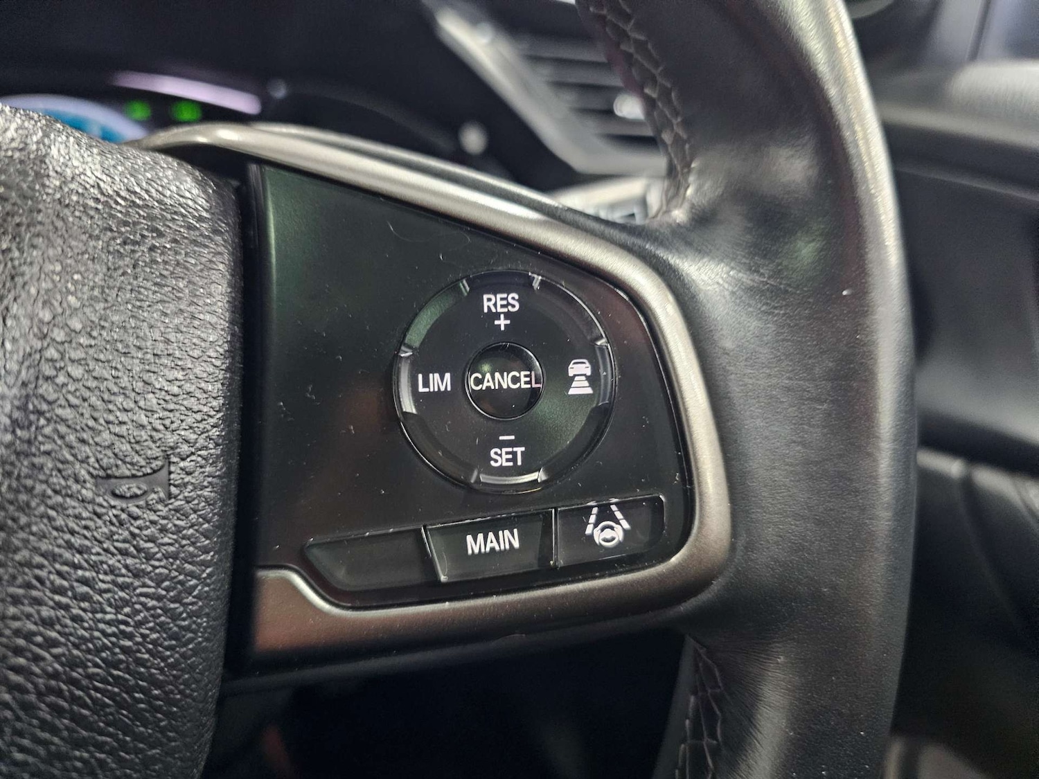 Used Honda Civic 2017 for sale - 76972393: Photo 59