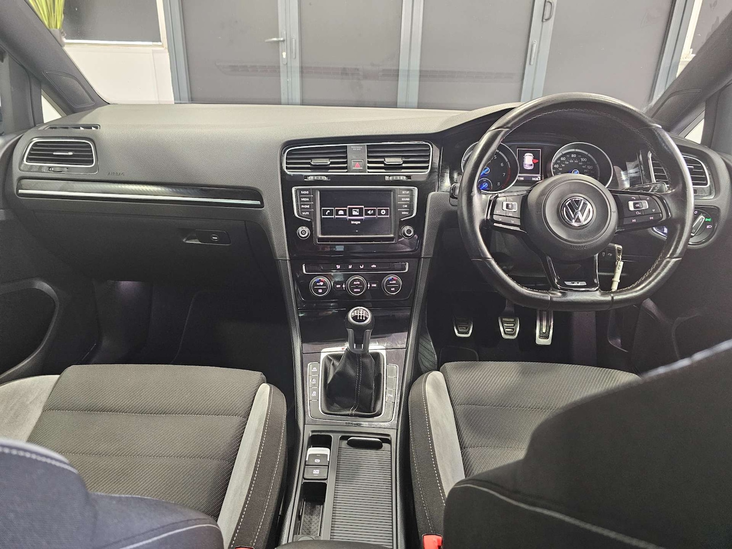 Used Volkswagen Golf 2016 for sale - 76972317: Photo 13