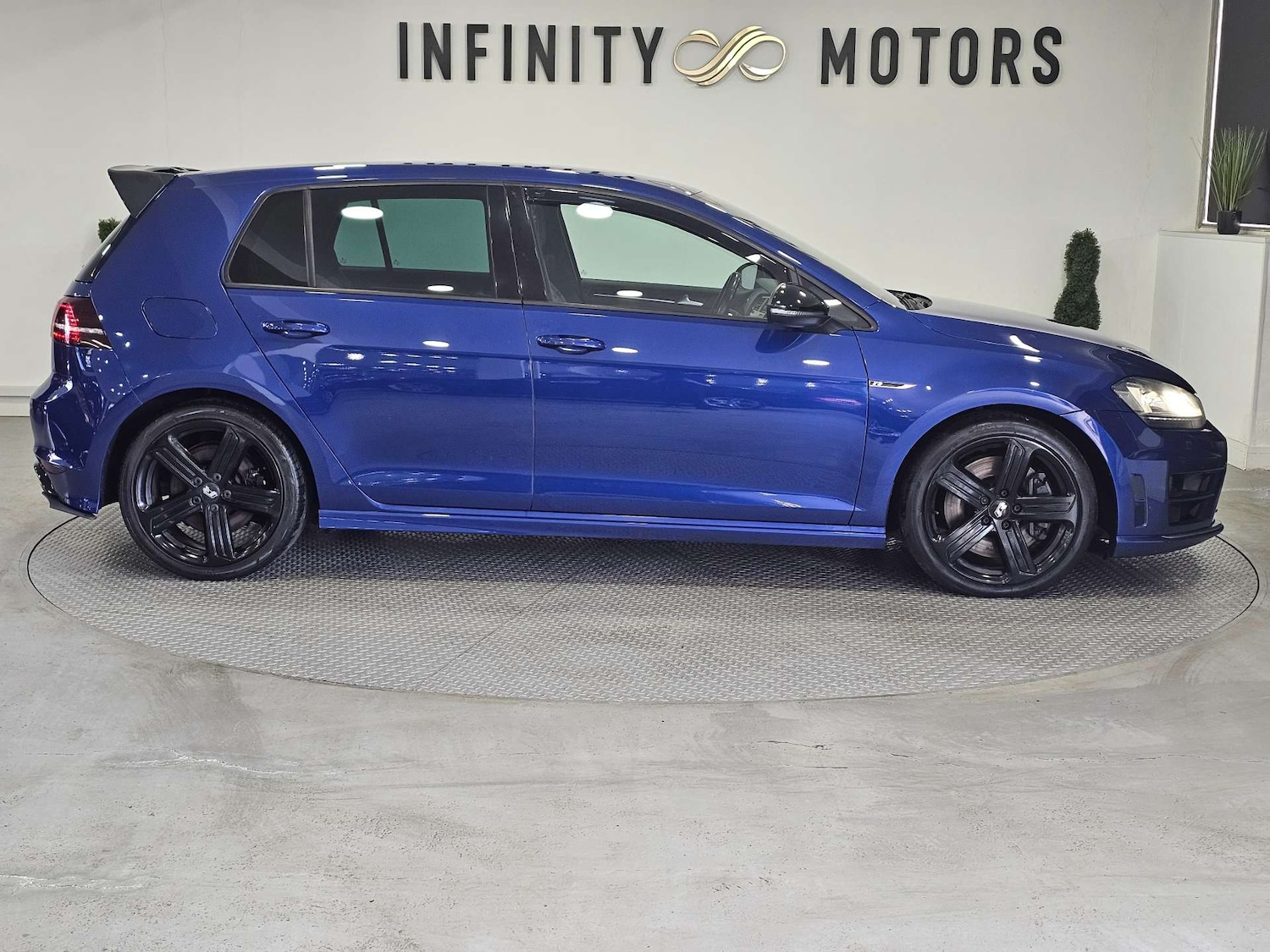 Used Volkswagen Golf 2016 for sale - 76972317: Photo 17