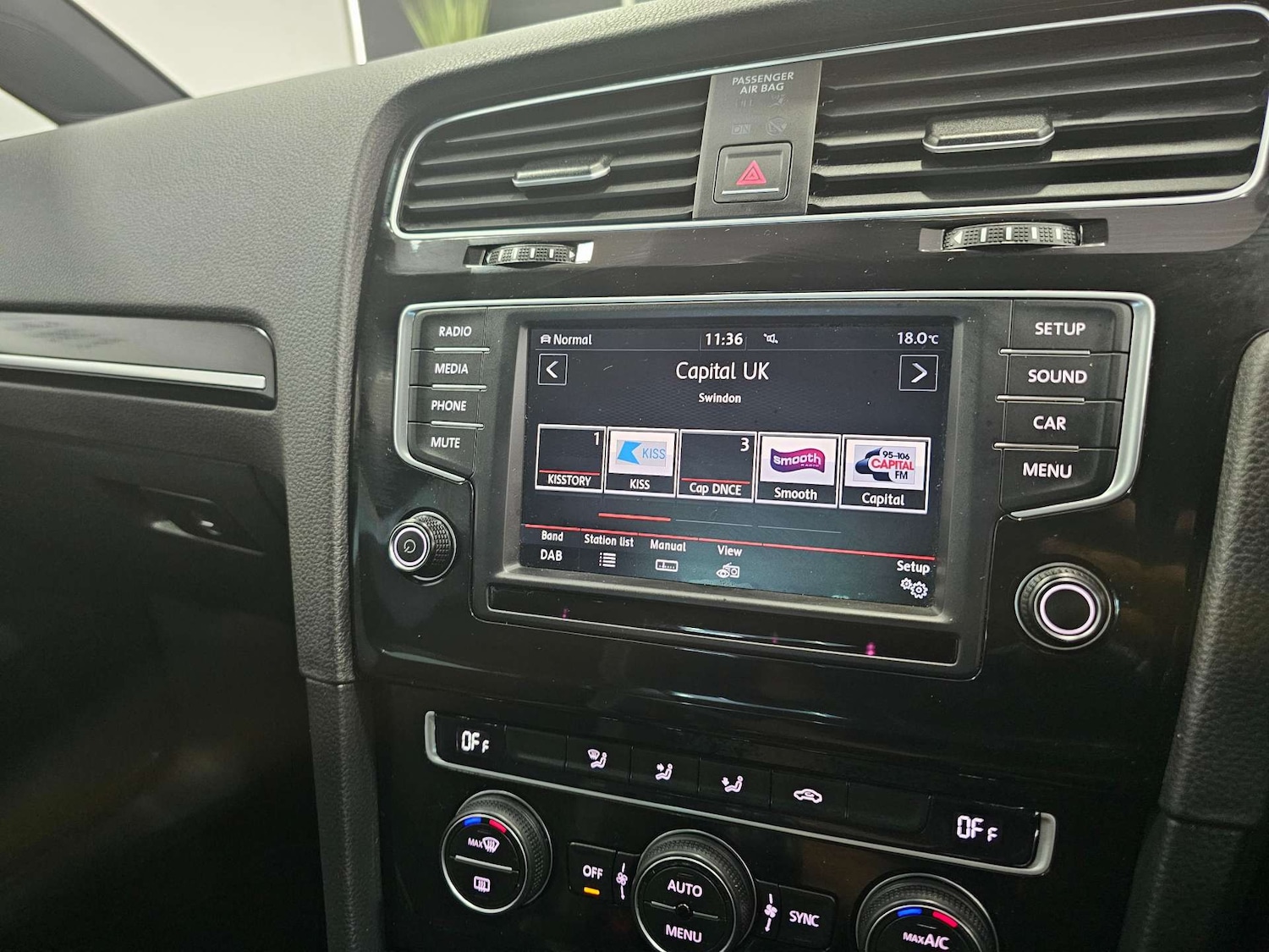 Used Volkswagen Golf 2016 for sale - 76972317: Photo 38