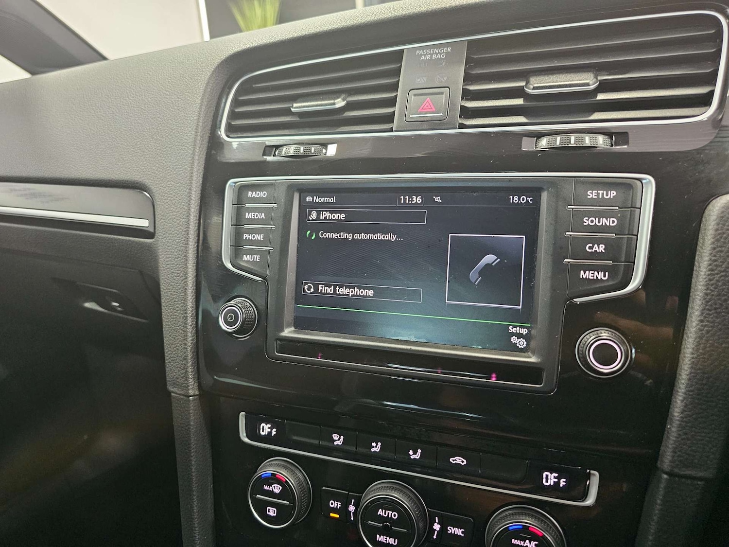 Used Volkswagen Golf 2016 for sale - 76972317: Photo 39