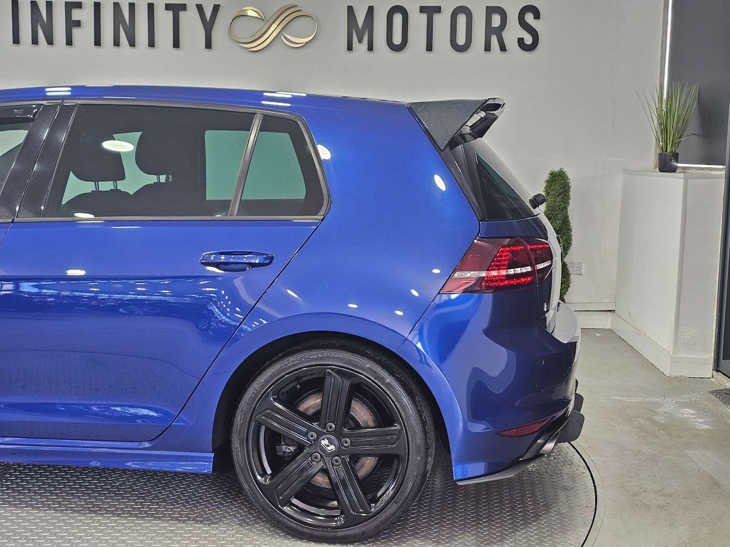 Used Volkswagen Golf 2016 for sale - 76972317: Photo 59