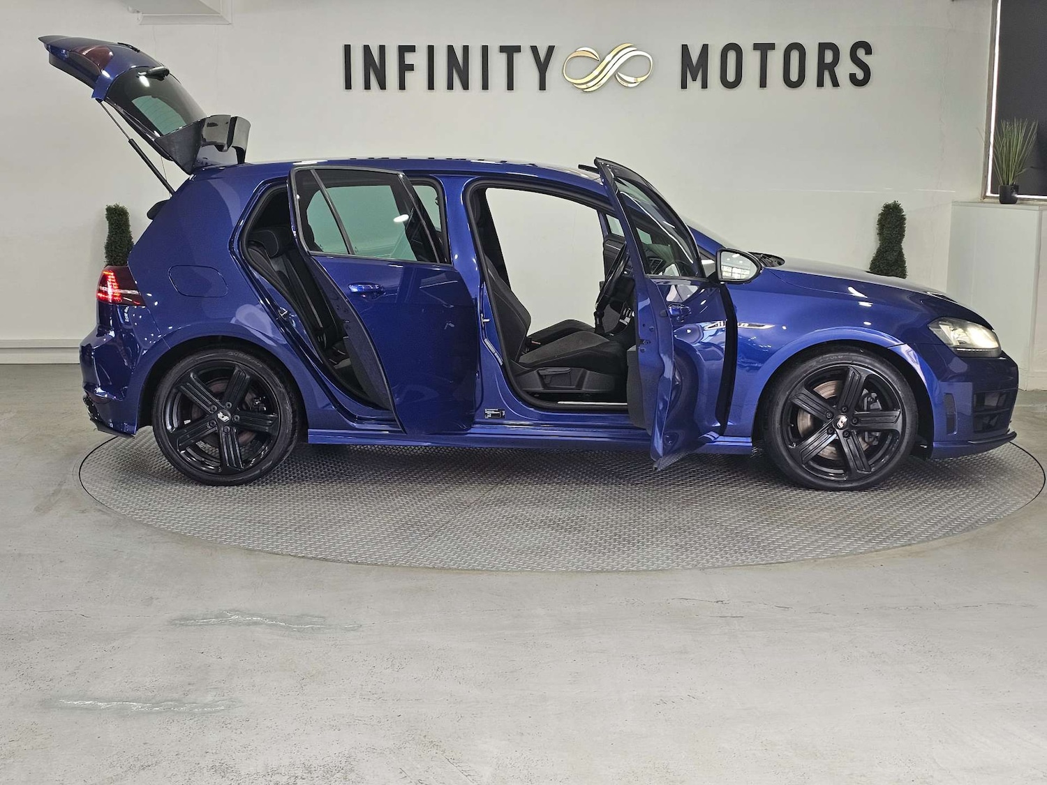 Used Volkswagen Golf 2016 for sale - 76972317: Photo 64