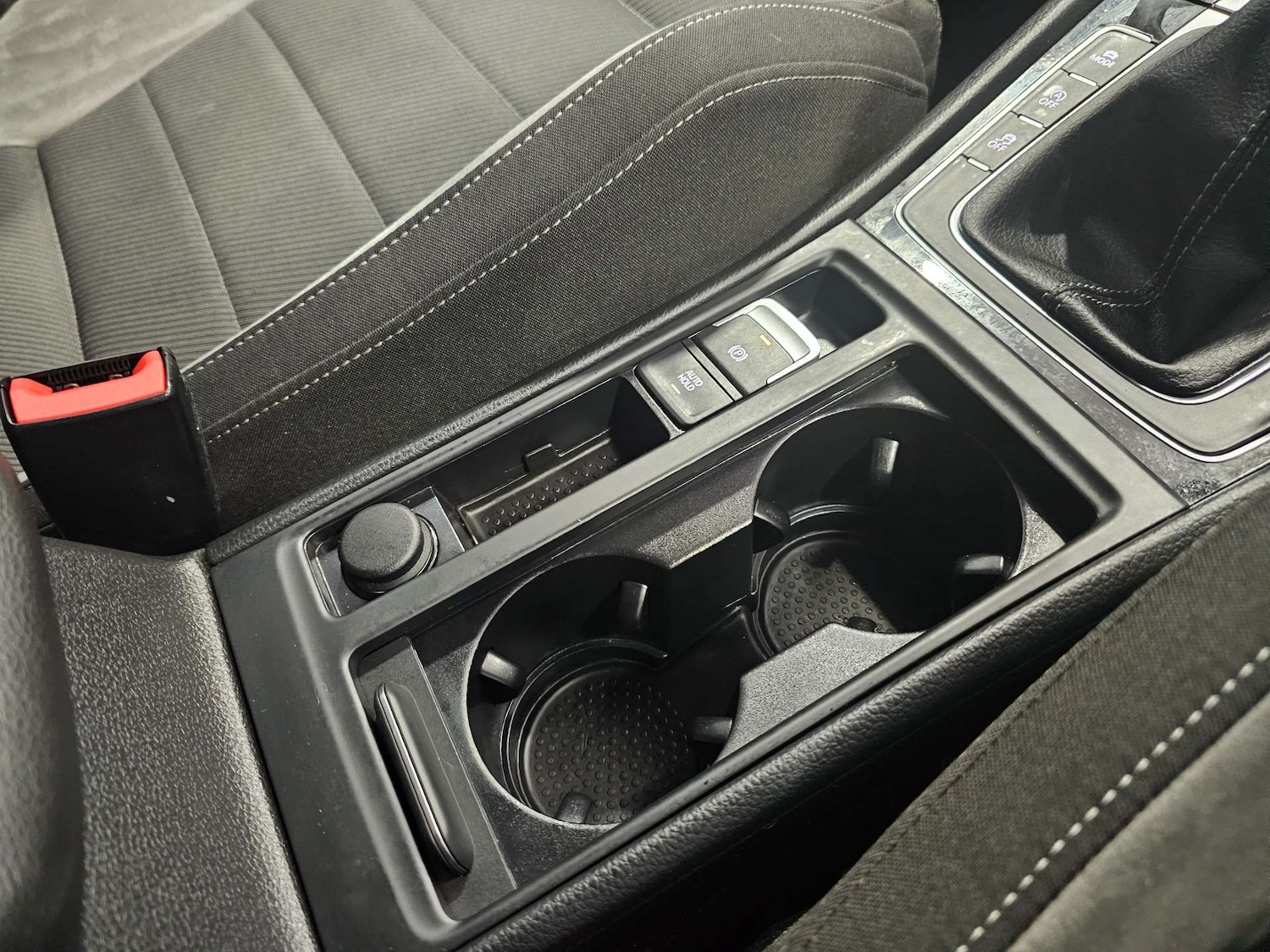 Used Volkswagen Golf 2016 for sale - 76972317: Photo 85