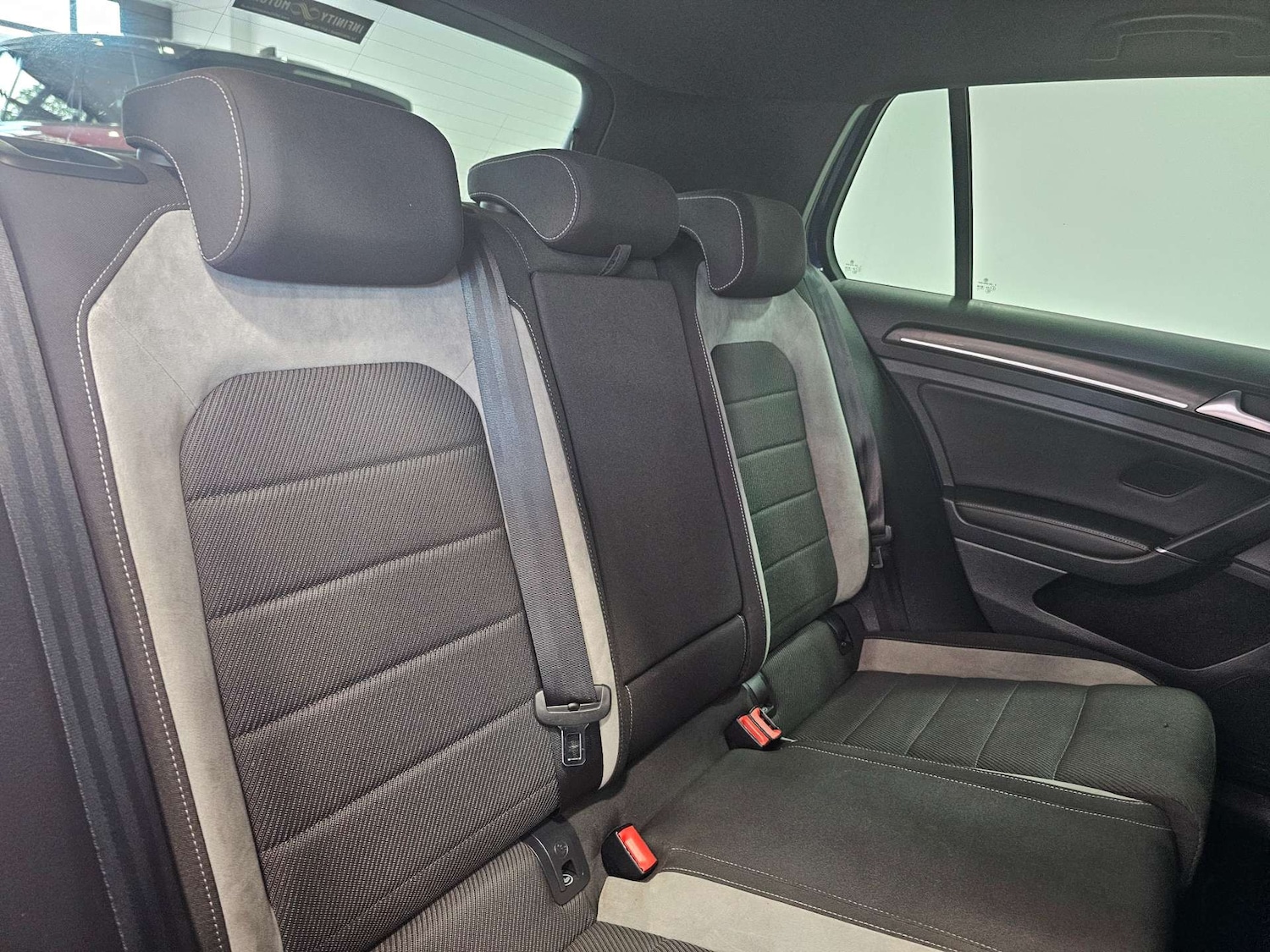 Used Volkswagen Golf 2016 for sale - 76972317: Photo 88