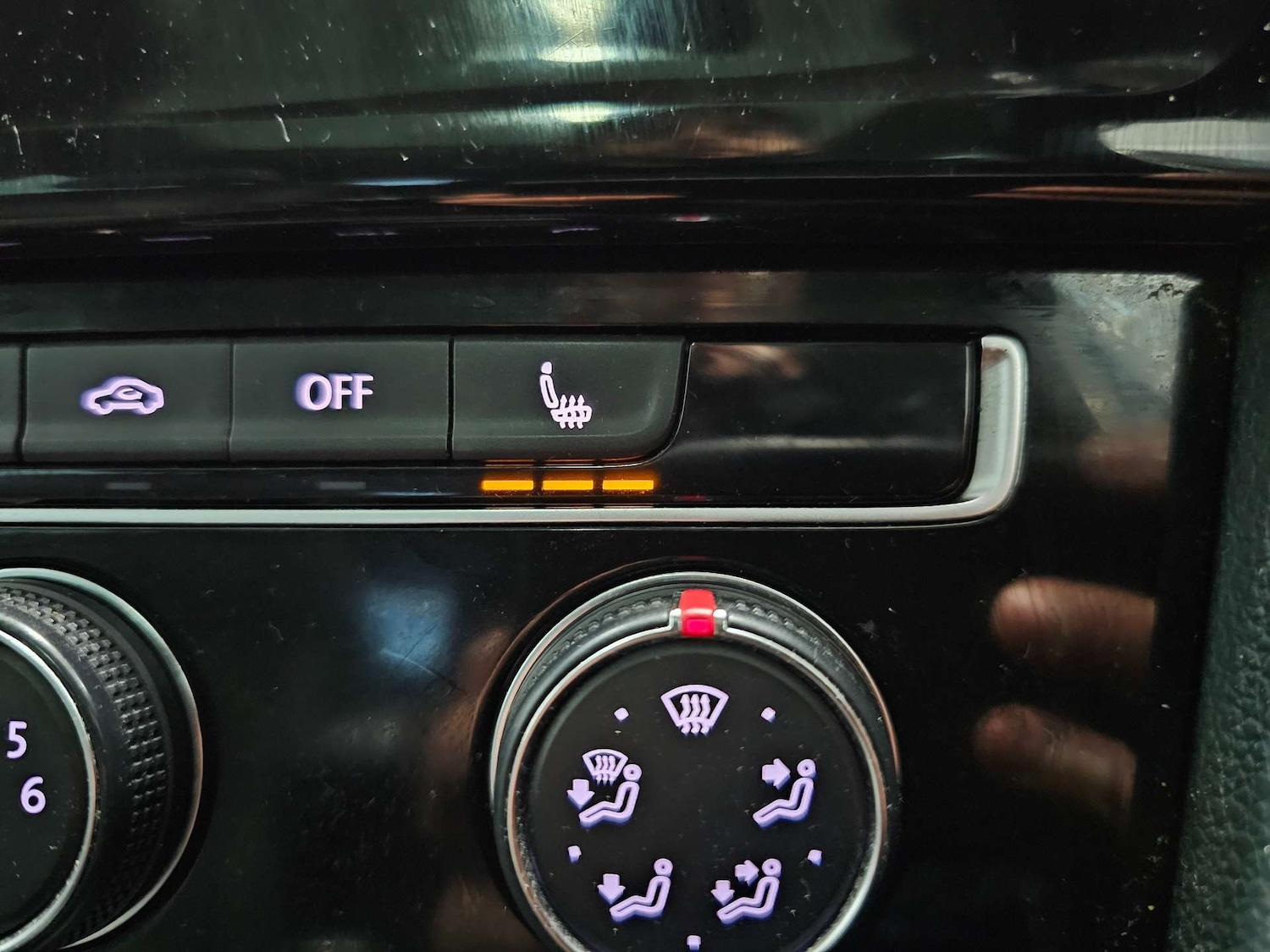 Used Volkswagen Golf 2015 for sale - 77168090: Photo 10