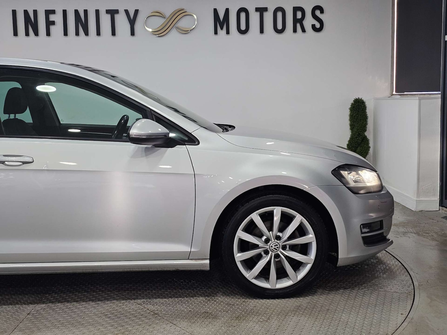 Used Volkswagen Golf 2015 for sale - 77168090: Photo 35