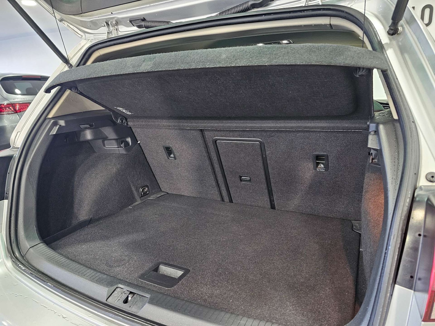 Used Volkswagen Golf 2015 for sale - 77168090: Photo 50