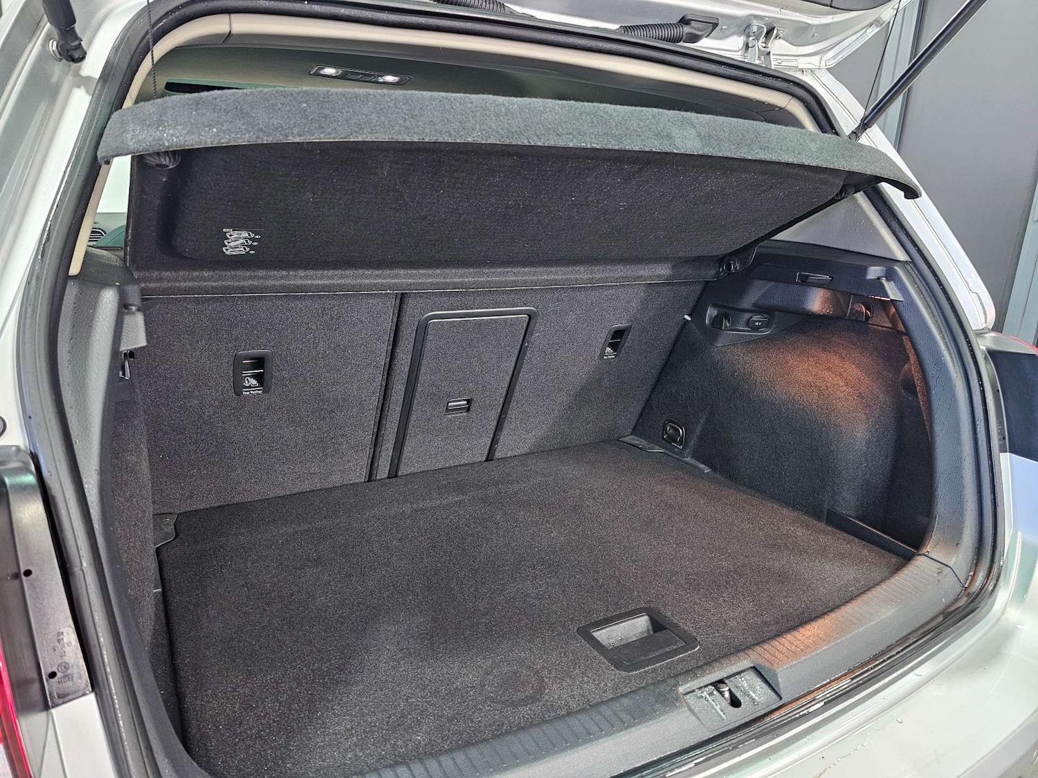 Used Volkswagen Golf 2015 for sale - 77168090: Photo 51