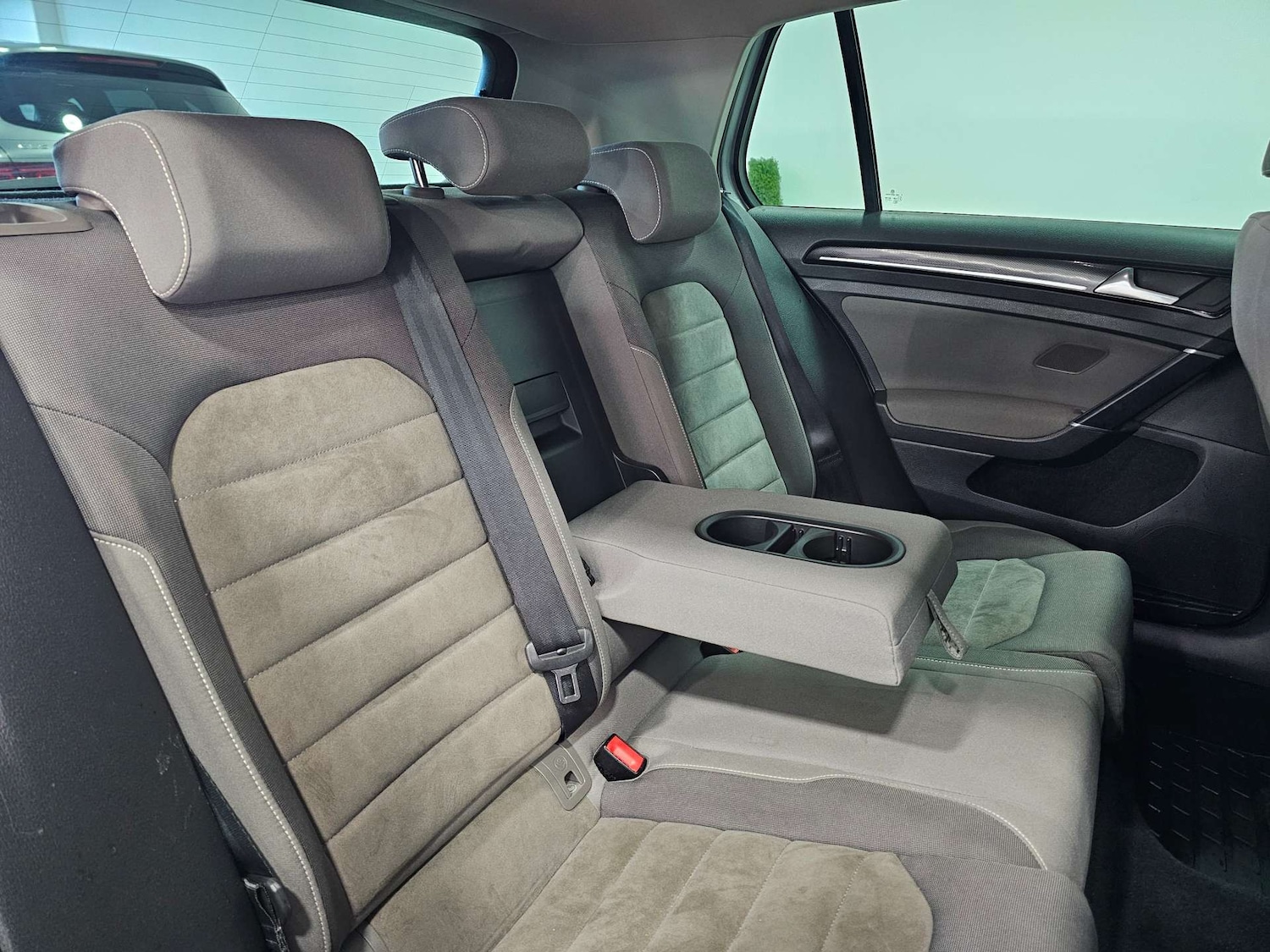 Used Volkswagen Golf 2015 for sale - 77168090: Photo 81